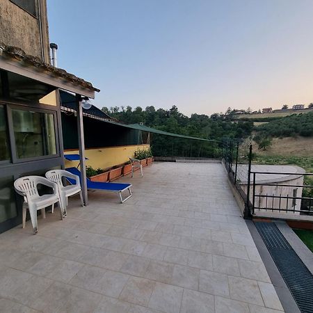 Апартаменты Summer House Монтефьясконе Номер фото