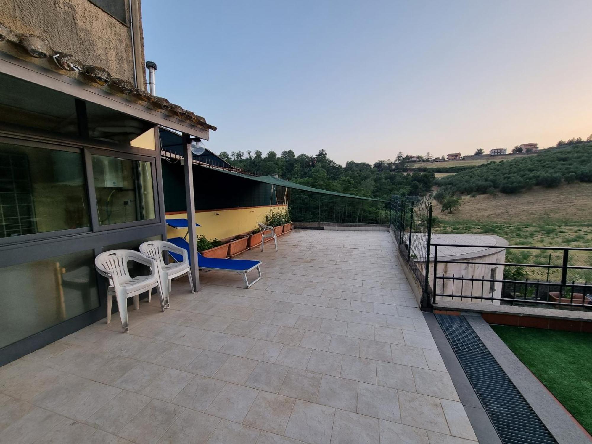 Апартаменты Summer House Монтефьясконе Номер фото